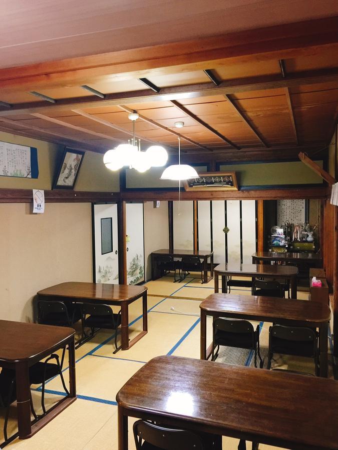 ホテルNakamichiya 飯山市 エクステリア 写真
